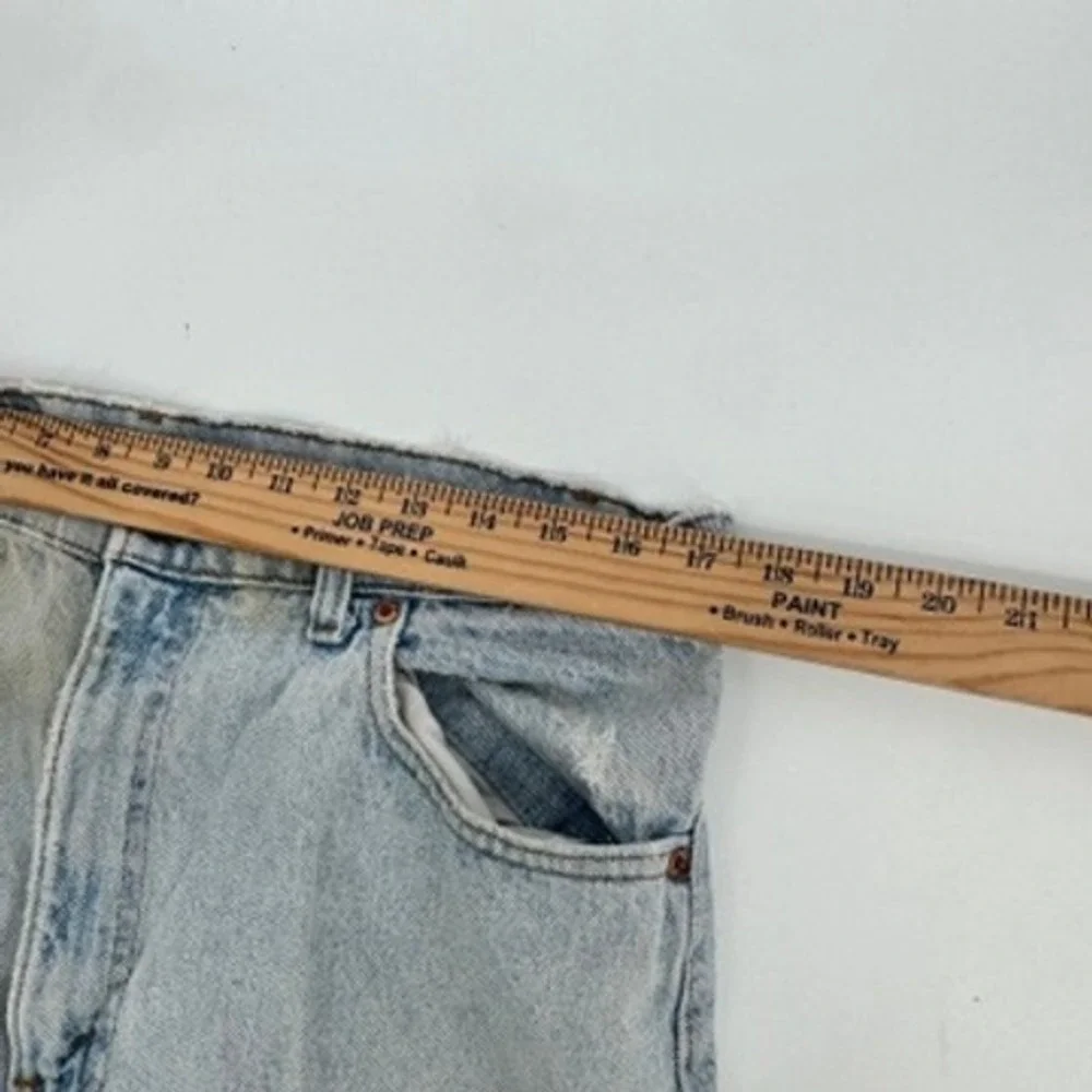 Vintage Y2K Levi's 550 Relaxed Fit Tapered Leg‎ Mens 34x32 Light Wash USA Made
